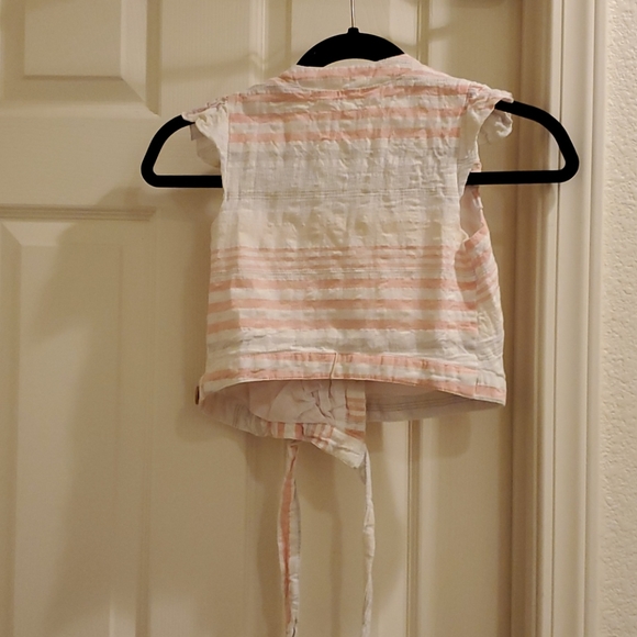 Top - Picture 2 of 2